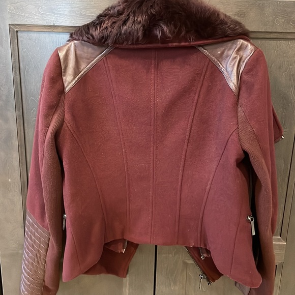 Bcbg Burgundy Wool Fur Neck Trim Coat Jacket Sz S - Picture 5 of 5